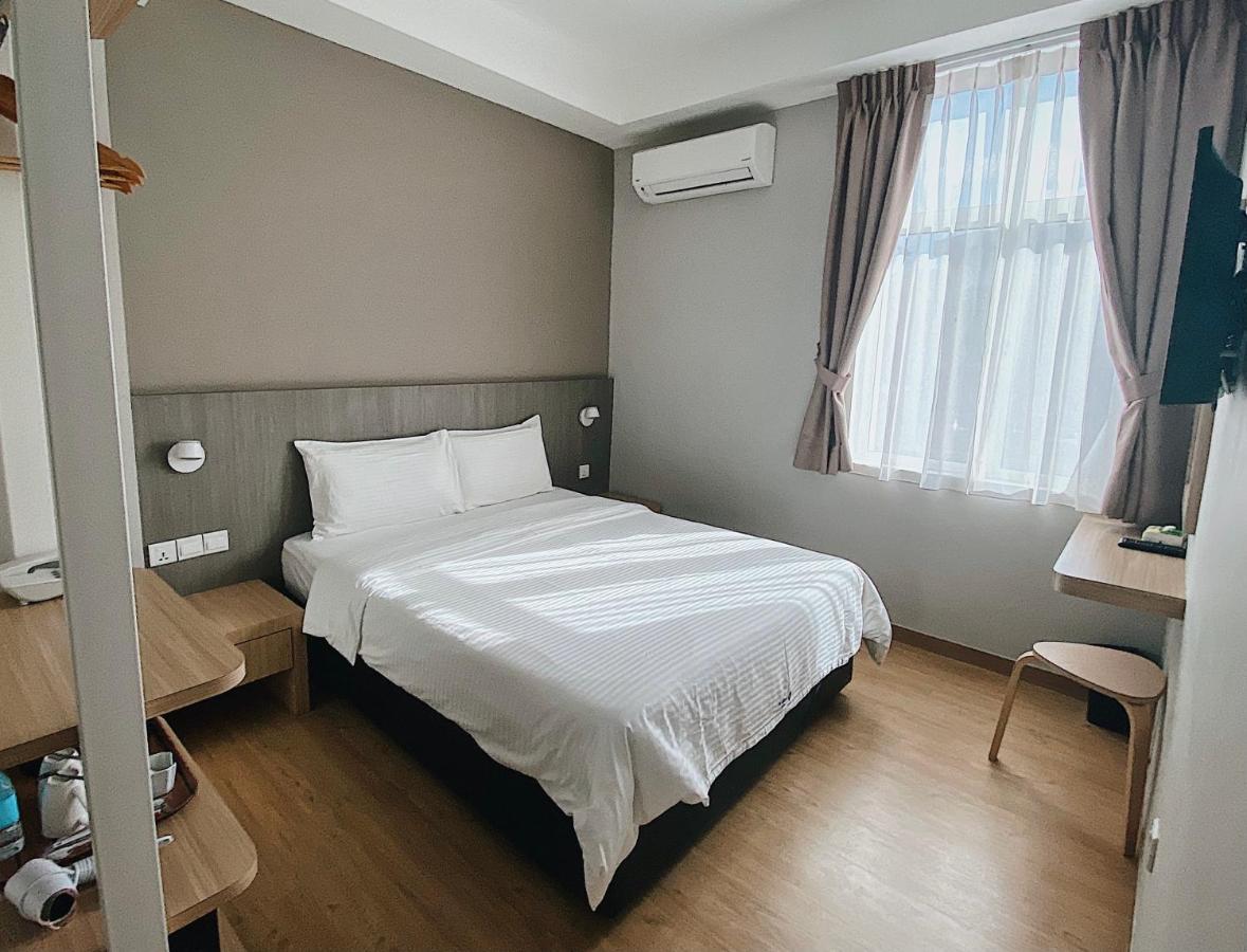 Walk In Hotel Κότα Κιναμπαλού Εξωτερικό φωτογραφία